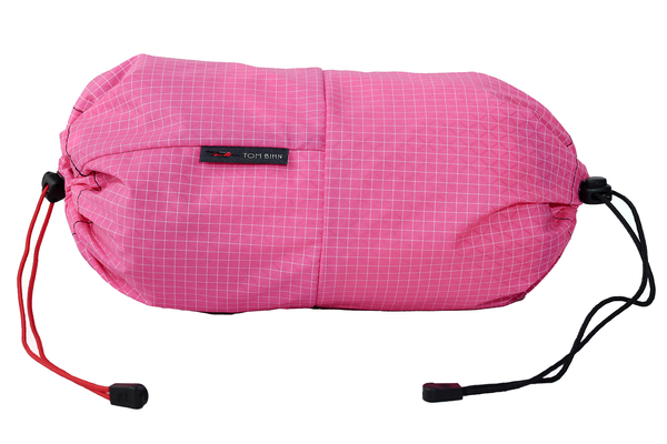 An Aeronaut 45 Travel Laundry Stuff Sack in Cerise (hot pink with white grid) 200 Halcyon.